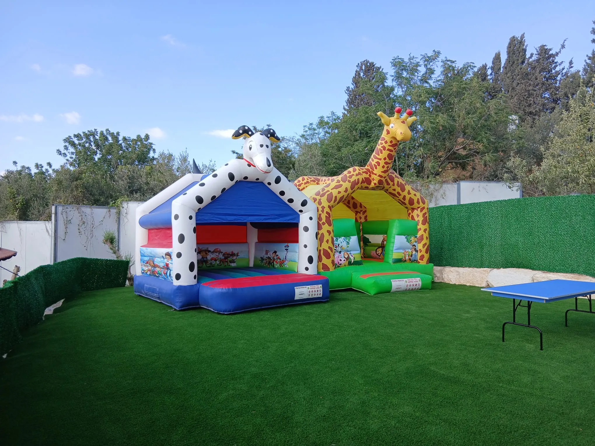 פינת המתנפחים היבשים